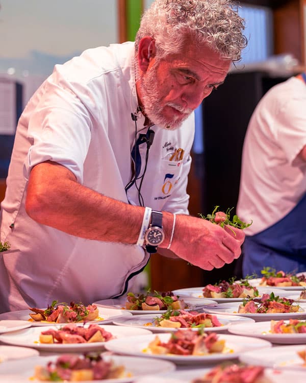 Mario Gamba kocht und dekoriert Teller